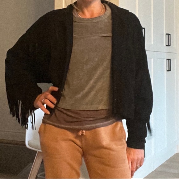 Black suede fringe jacket - Picture 4 of 5